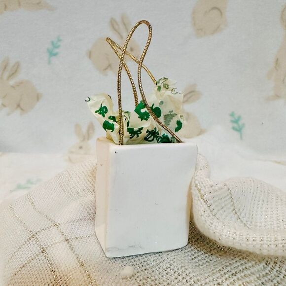 Bloomingdales Porcelain Shopping Bag Vintage Christmas tree ornament - Picture 2 of 7